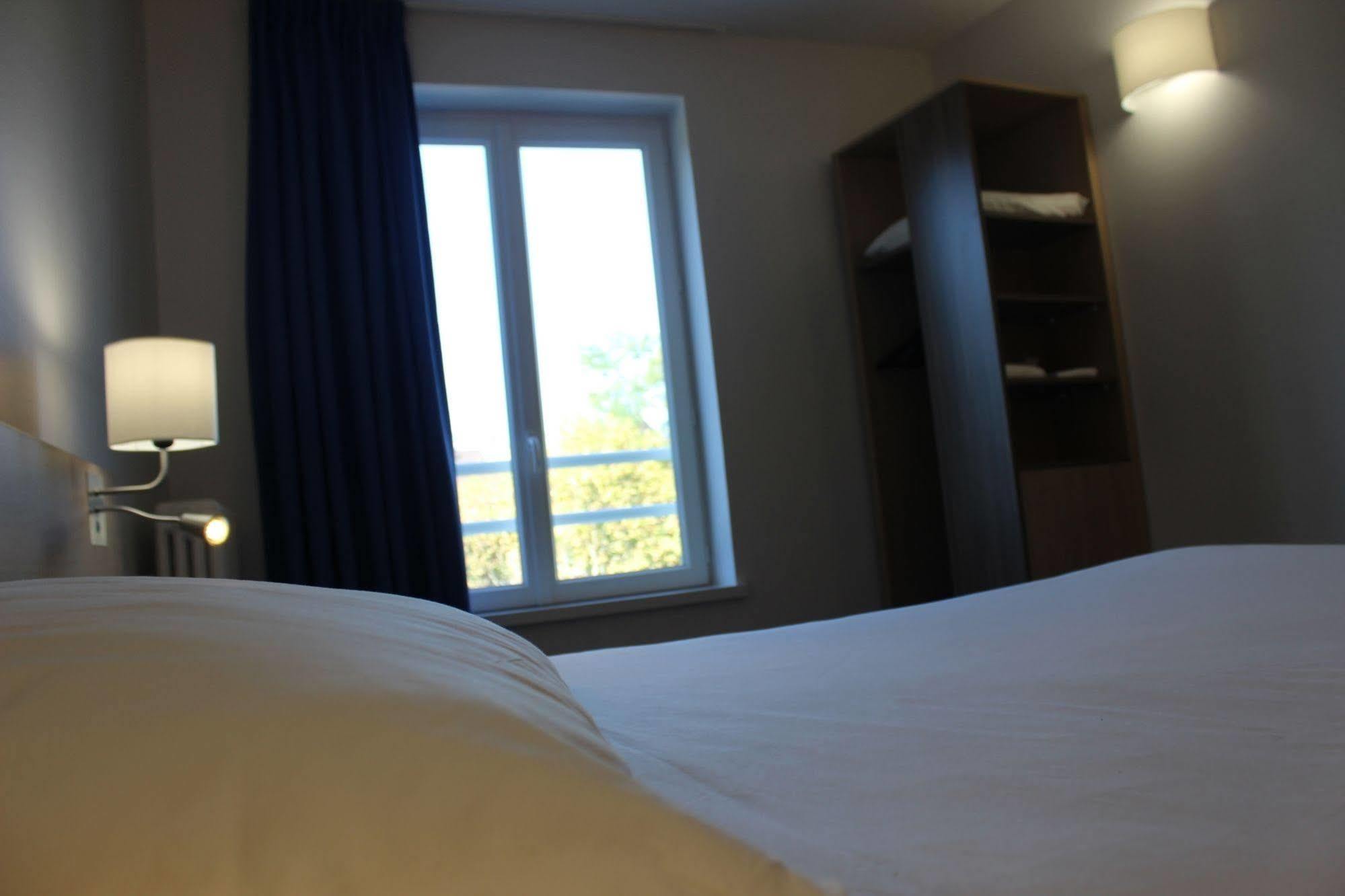 Brit Hotel Macon Centre Gare Εξωτερικό φωτογραφία